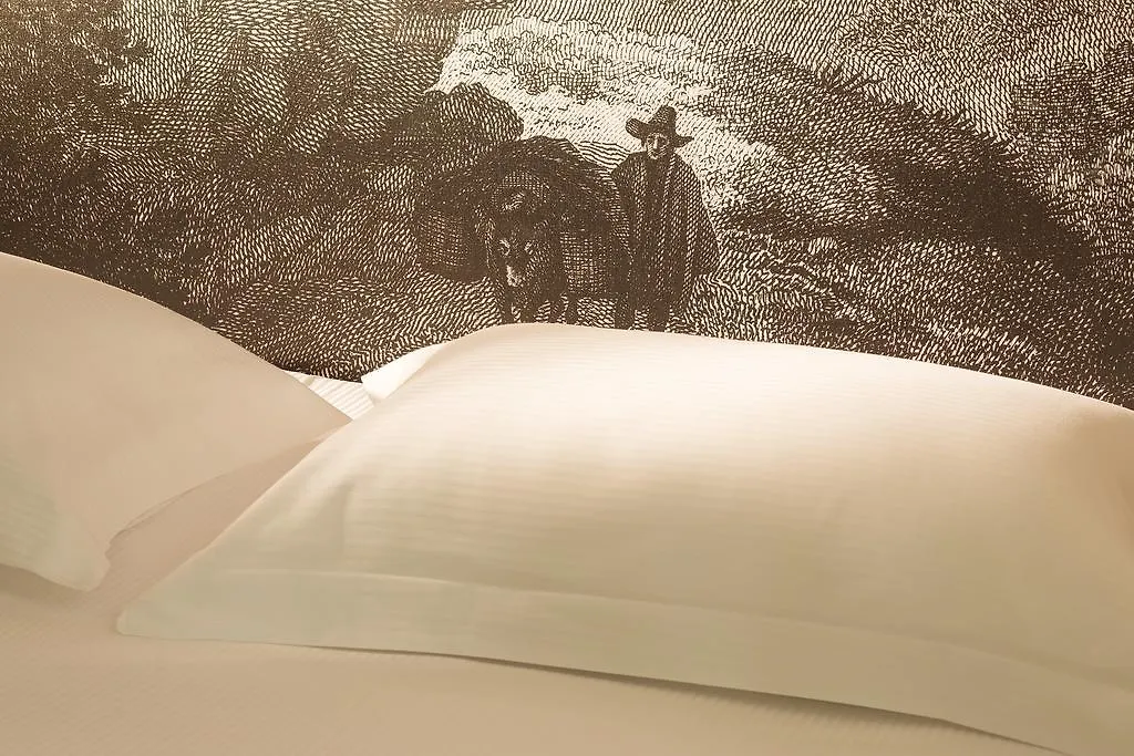 Hotel L'Antoine Paris