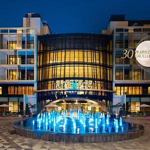 Hotel Millennium Place Mirdif ****