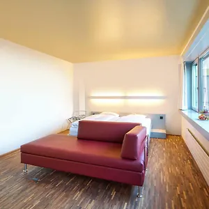 Dasbreitehotel Am Rhein Otel