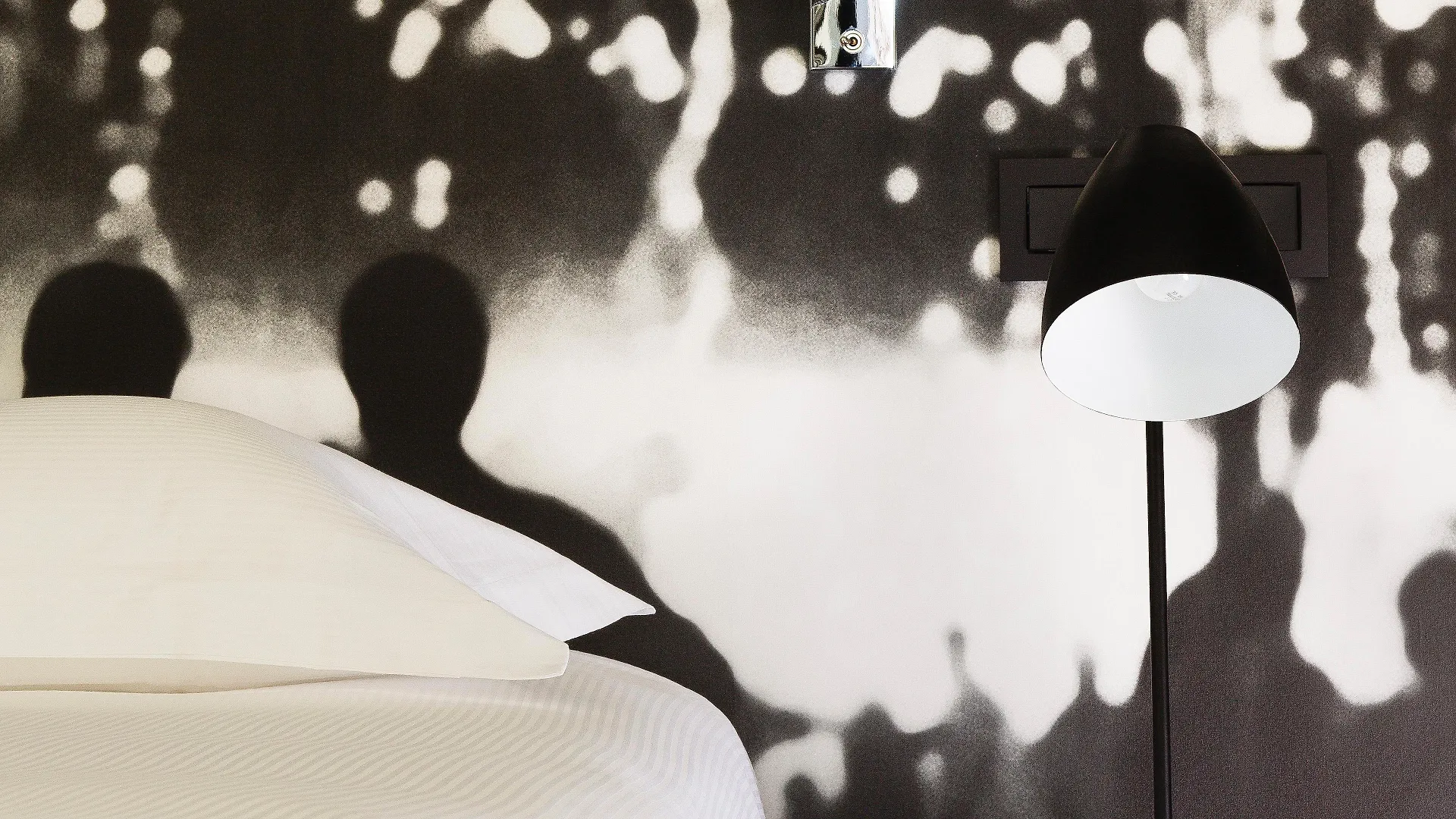 פריז Hotel L'Antoine 4*,  צרפת